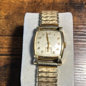 Vintage Swiss Made Wittnauer 100% Original